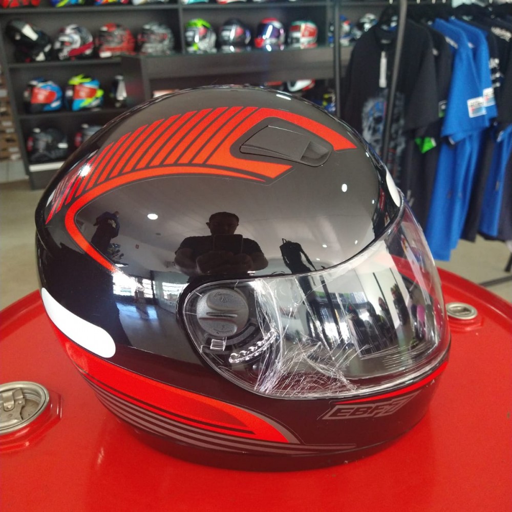 Capacete EBF 7 New Preto / vermelho